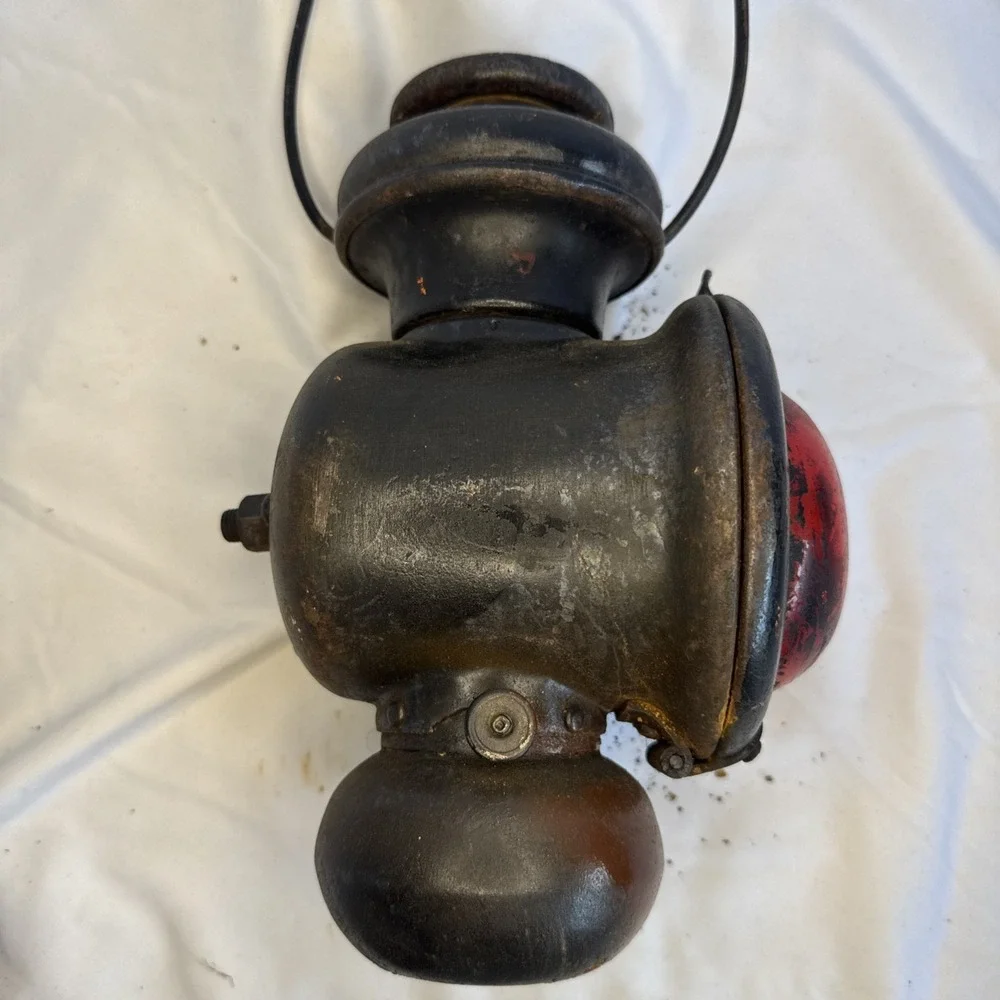 Ford Model T Kerosene Headlamp With A Repurposed Red Glass‎ Lense